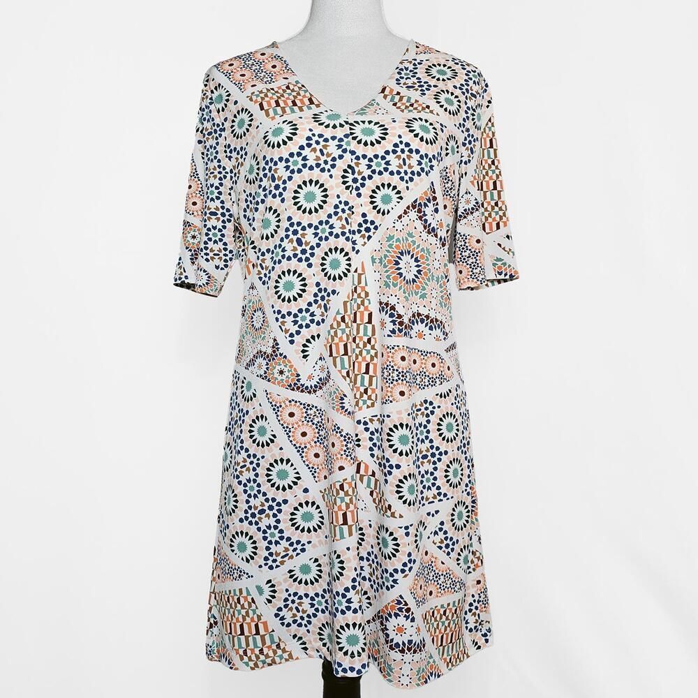 Cynthia Steffe Size Medium Geometric Moroccan Zellige Print Shift Dress Boho